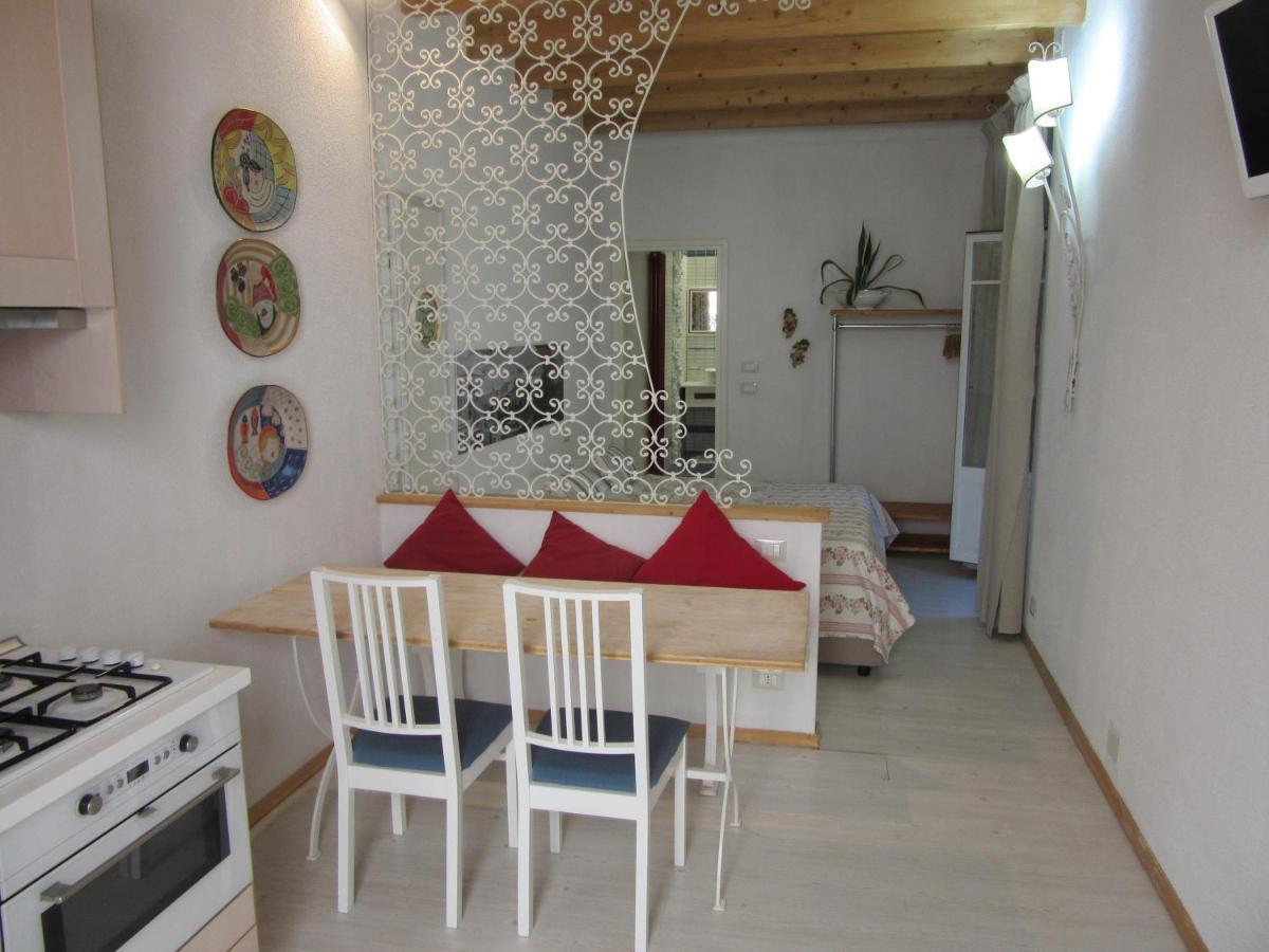 La Pergola Apartment Riomaggiore Luaran gambar