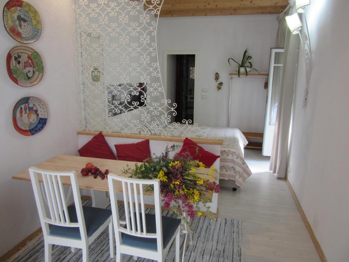 La Pergola Apartment Riomaggiore Luaran gambar